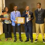 Le Coordonateur de la CONAFHOD honoré par un diplôme de mérite et d’excellence à Kinshasa