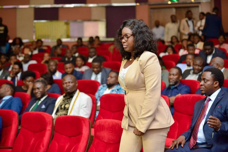 Double vernissage des ouvrages « Le Rêve Congolais » et « Le PNPE » : Un soutien remarquable du DG Christian Ilunga et l&rsquo;engagement de Laetitia Mwadi