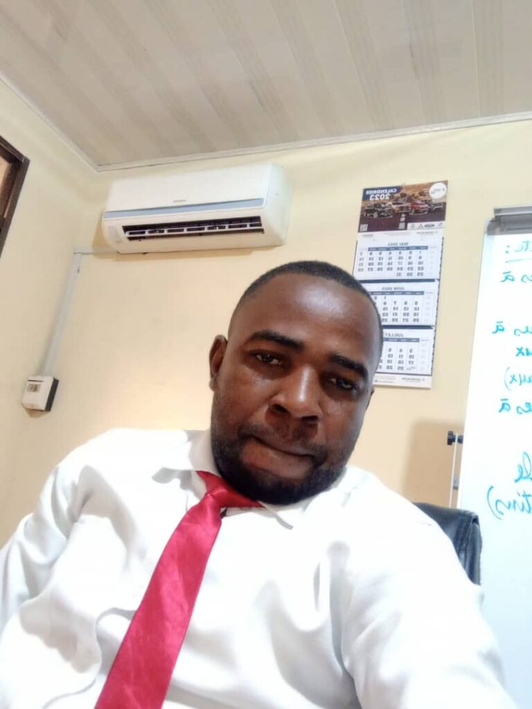 Portrait – Lesage Lutu Biscam : Une jeunesse qui s&rsquo;engage pour changer Kikwit maintenant, pas demain