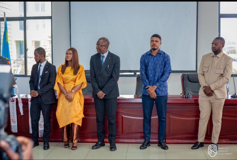 Hôtellerie et Steward : Marcus Services Placement remet des brevets aux étudiants